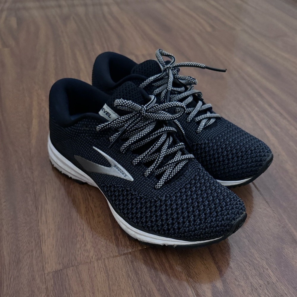 Brooks Revel 2